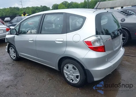 2013 Honda Fit z USA, uszkodzony, nr VIN JHMGE8G38DC007960